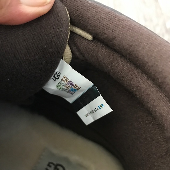 UGG MEN GATSON MID WATERPROOF BOOT - Picture 6 of 6